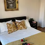 Elegant Getaway Cismigiu Park 3 Room Apartment