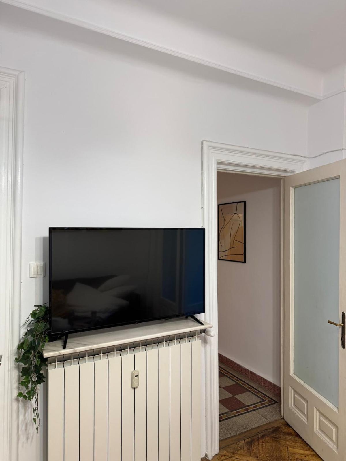 Elegant Getaway Cismigiu Park 3 Apartament Bucureşti