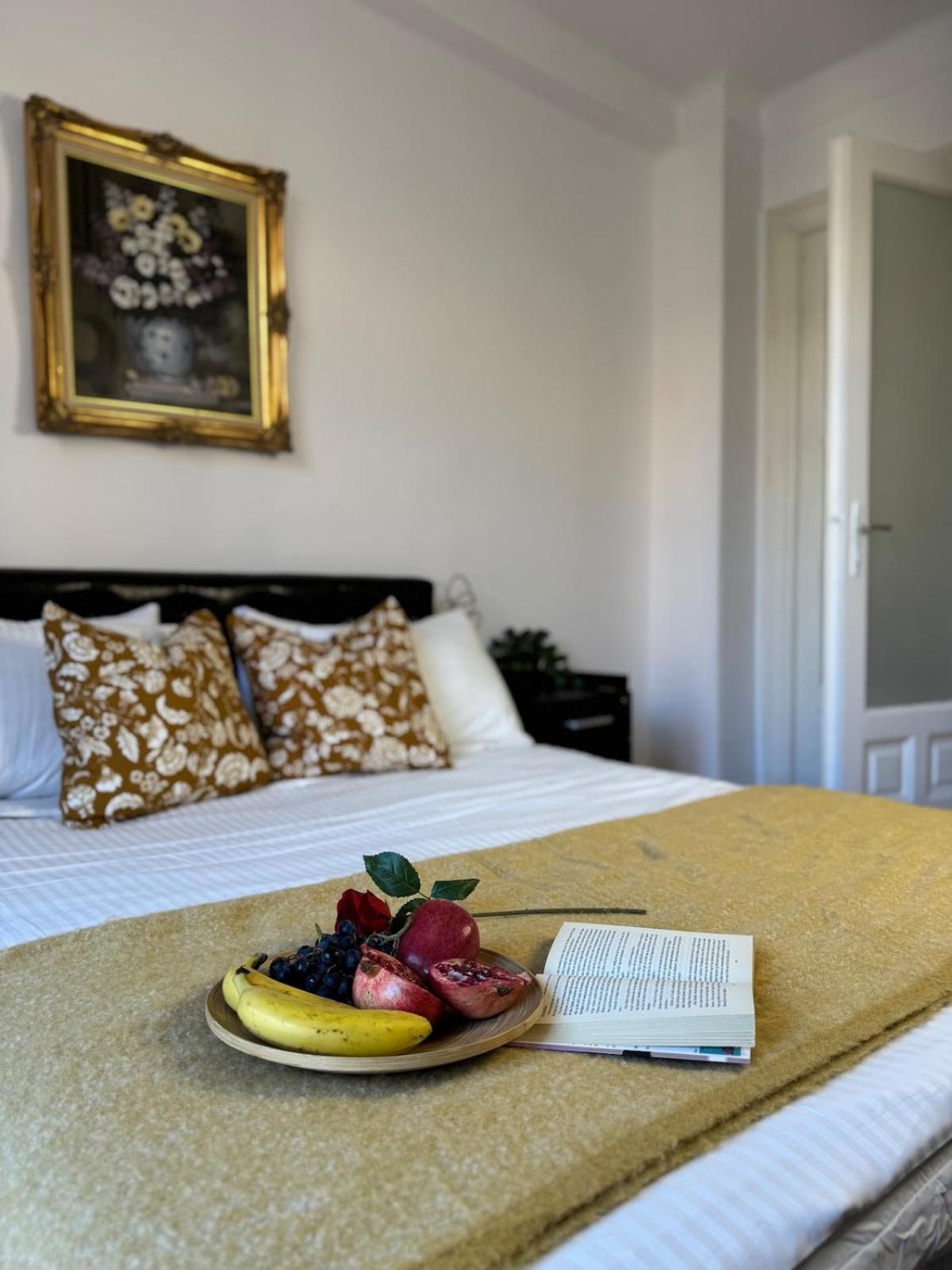 Appartamento Elegant Getaway Cismigiu Park 3