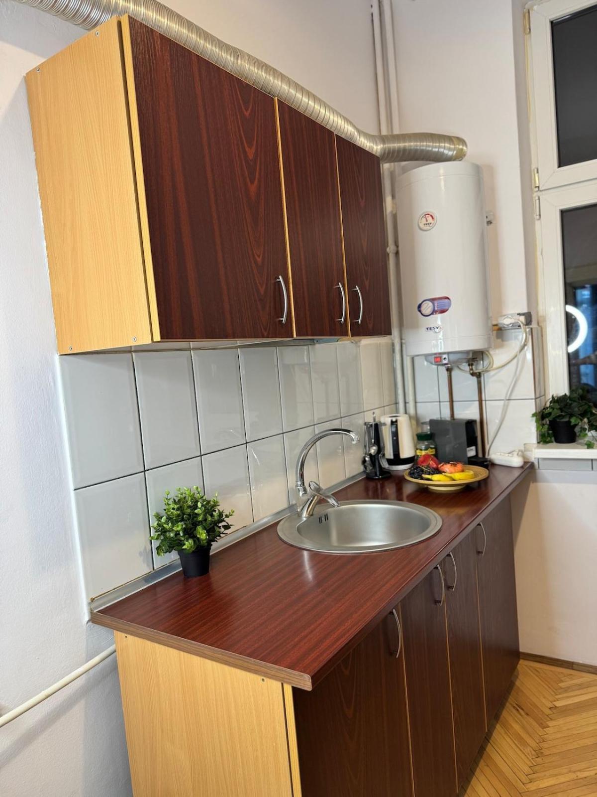 Elegant Getaway Cismigiu Park 3 Apartament